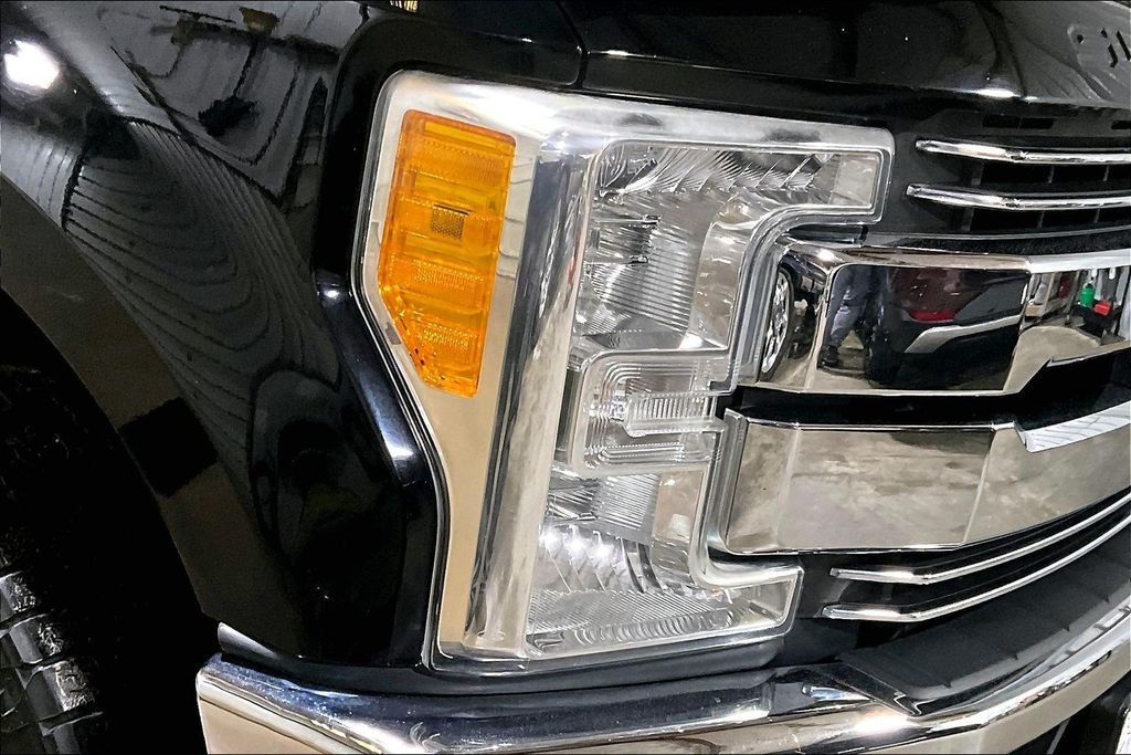 Used 2017 Ford F-350SD Lariat Truck