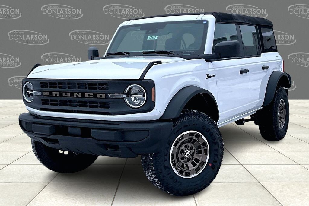 New 2025 Ford Bronco Base SUV