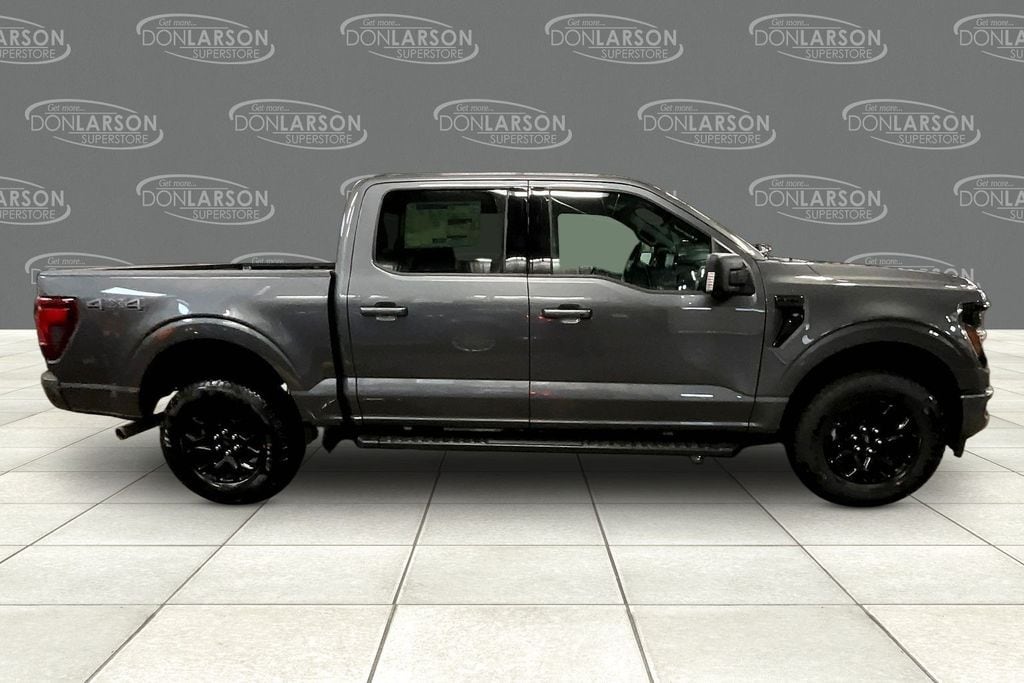 View vehicle photo 5