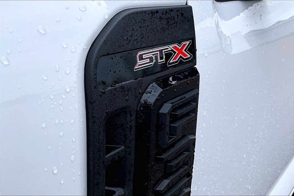 2026 Ford F-350 Super Duty XL - Photo 9