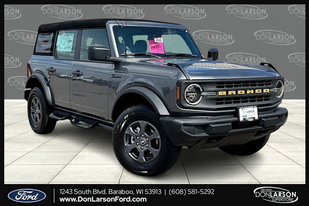 2025 Ford Bronco 4-Door Base's photo