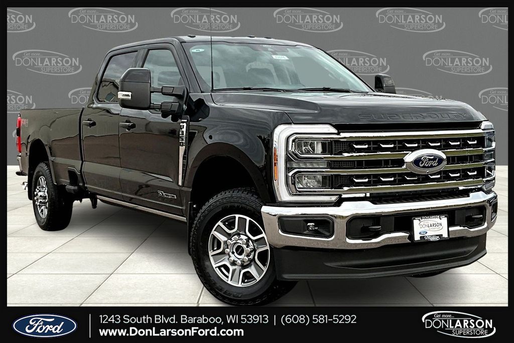 2026 Ford F-350 Super Duty Lariat's photo