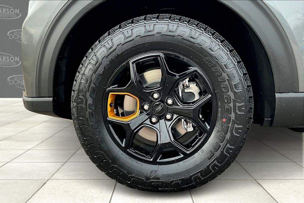 2026 Ford Explorer Tremor - Photo 9
