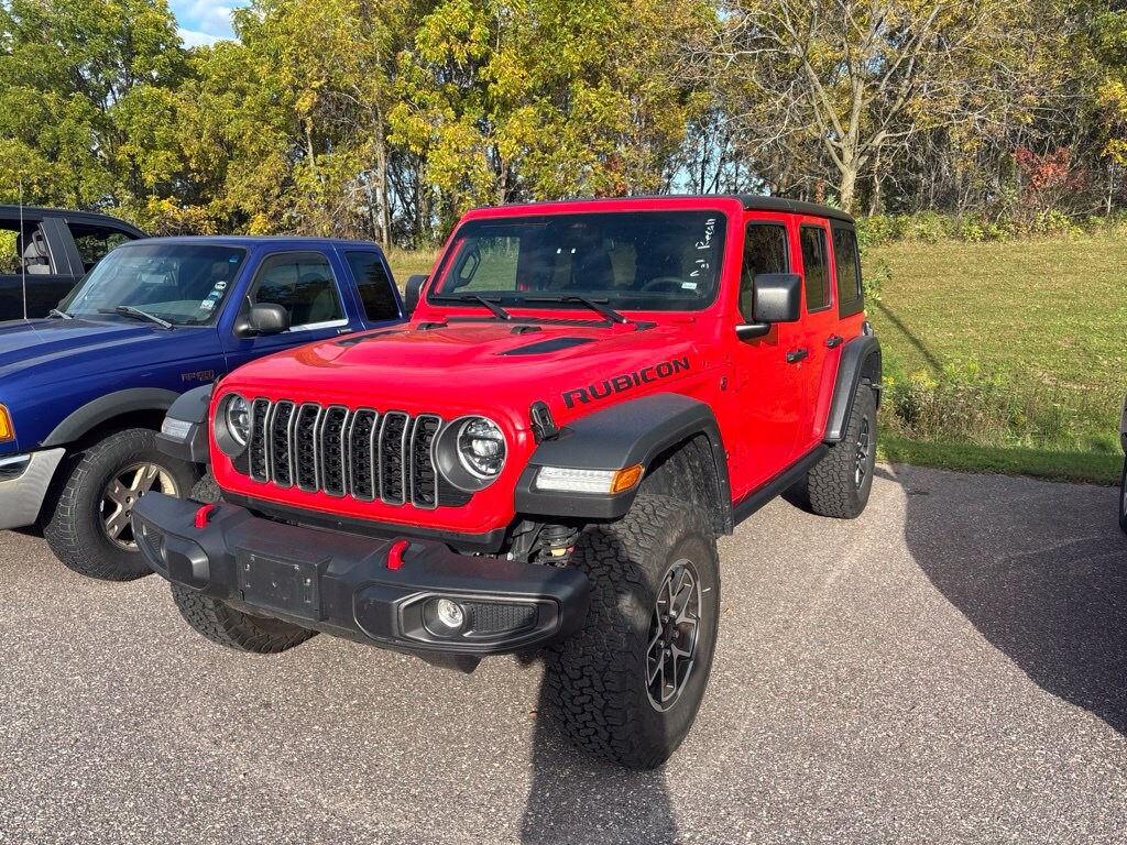 2026 Jeep Wrangler Rojo (Firecracker Red Clearcoat) SUV/Crossover Todo terreno 8 velocidades Automática