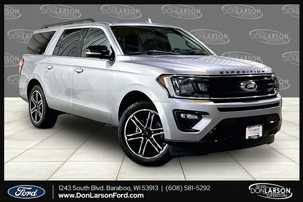 Silver Metallic 2021 Ford Expedition SUV / Crossover Four-Wheel Drive Automatic