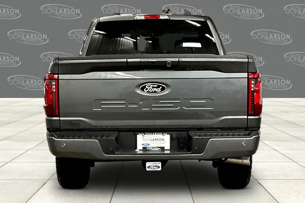 View vehicle photo 4