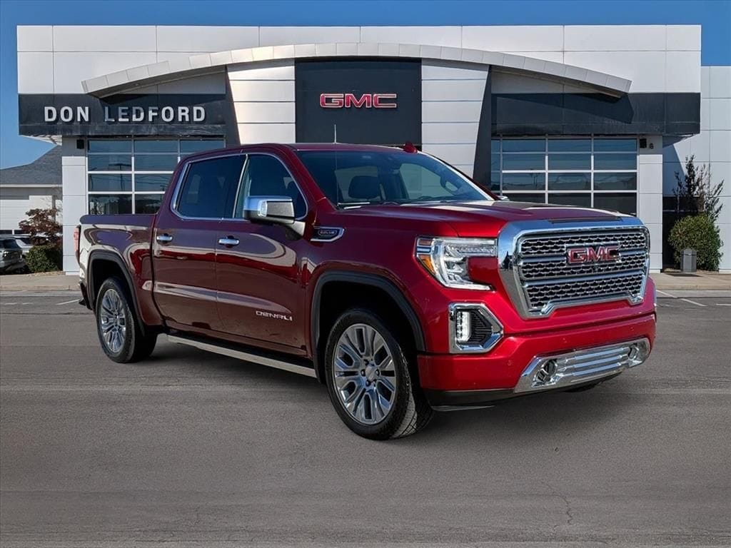 2021 GMC Sierra Denali's photo