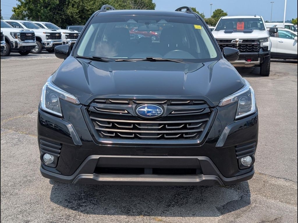 Used 2023 Subaru Forester Premium Utility