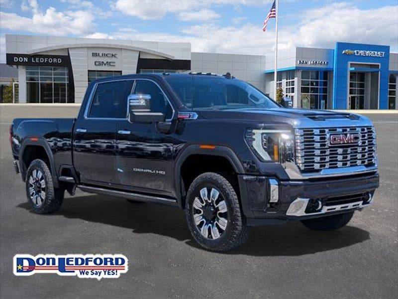 2025 GMC Sierra 2500HD Denali's photo