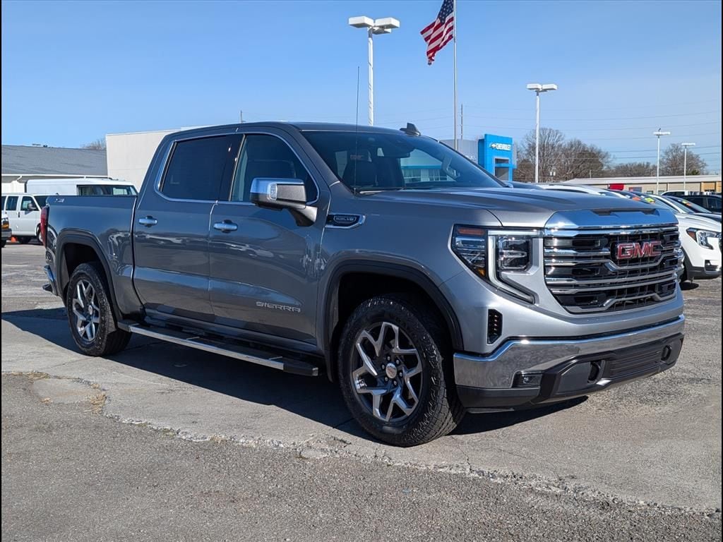 2023 GMC Sierra 1500 SLT's photo