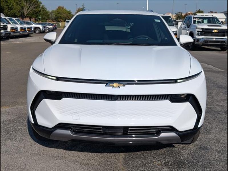 2026 Chevrolet Equinox EV 2LT - Photo 4