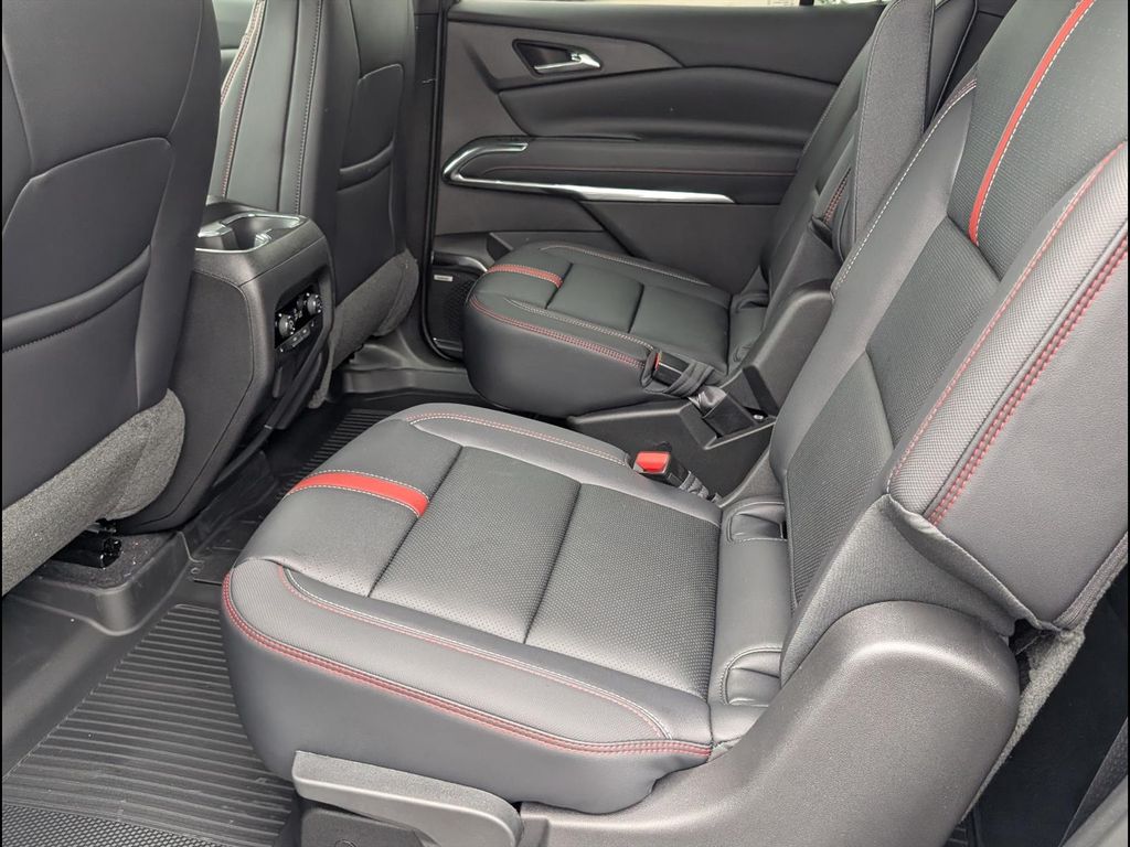 2026 Chevrolet Traverse RS - Photo 12