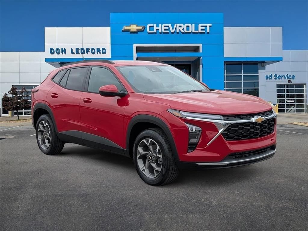 2026 Chevrolet Trax LT's photo