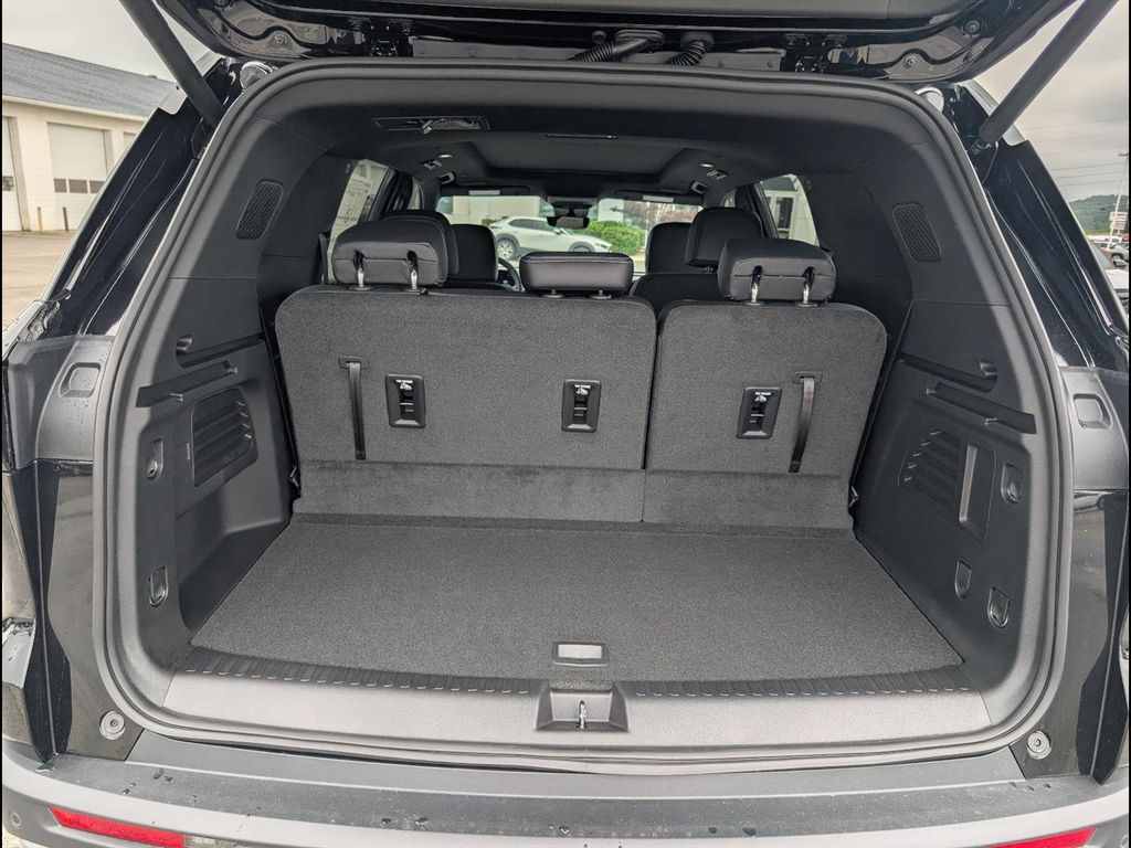 2026 Chevrolet Traverse LT - Photo 14