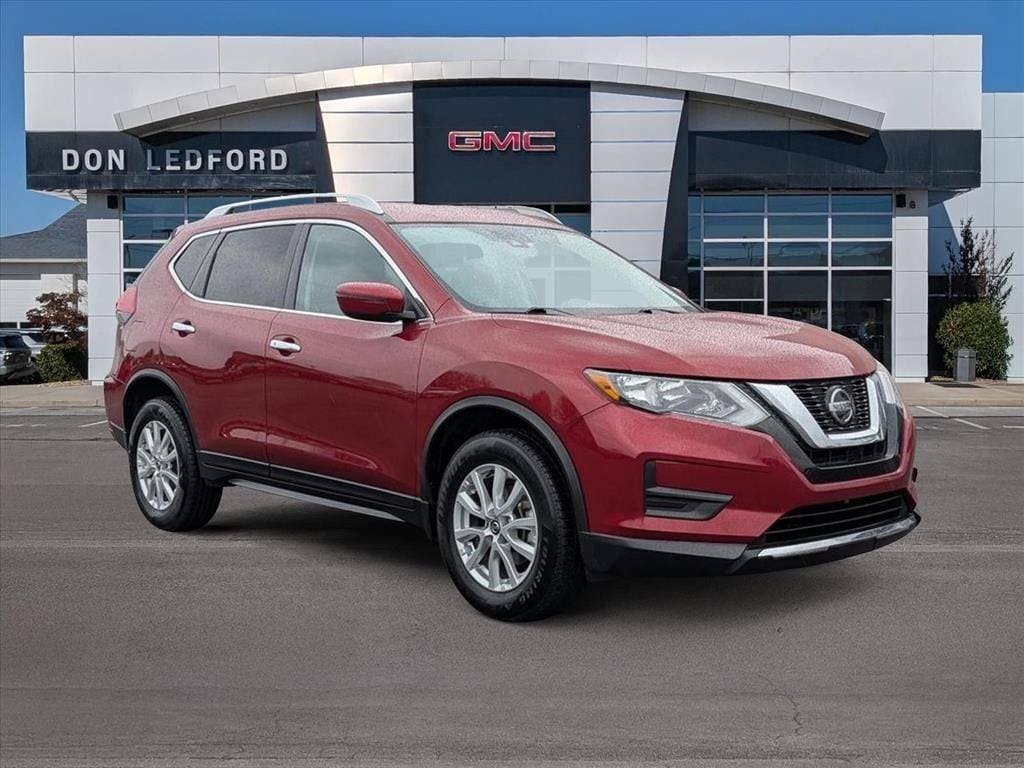 2020 Nissan Rogue SV