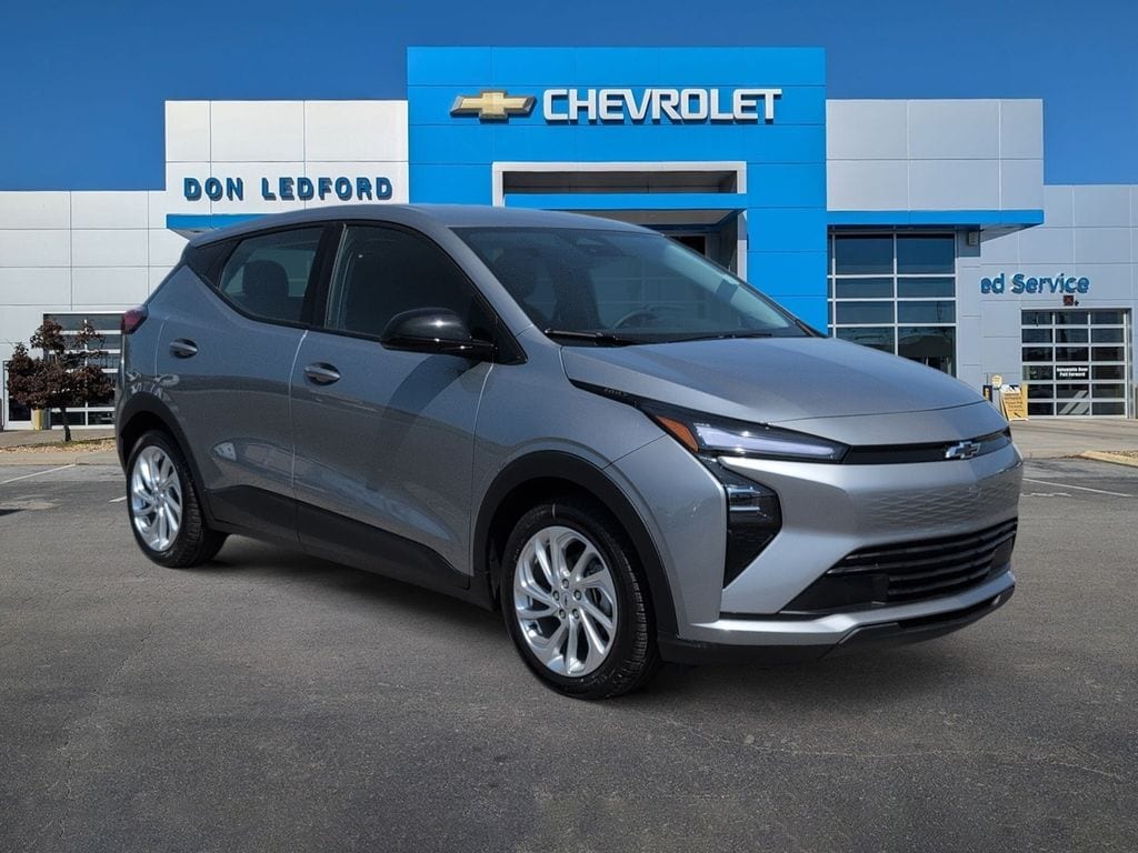 2027 Chevrolet Bolt EV LT Auto's photo