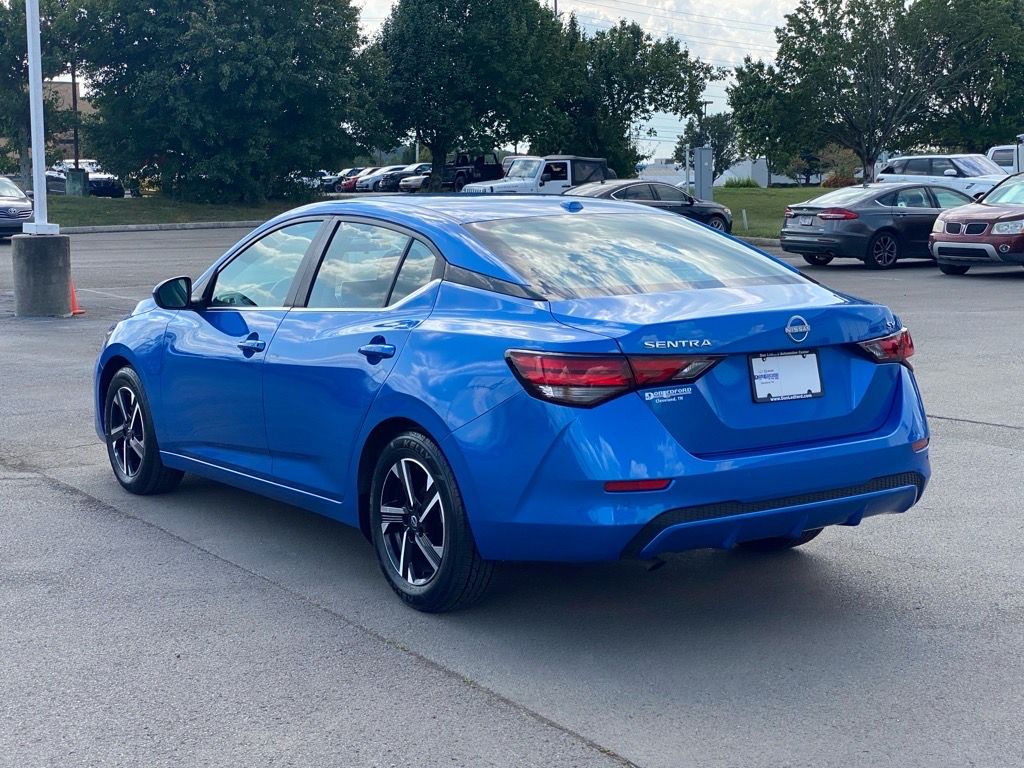 2024 Nissan Sentra SV photo 4