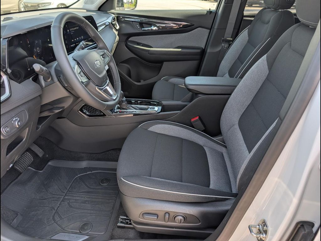 2026 Chevrolet Trailblazer LT - Photo 10