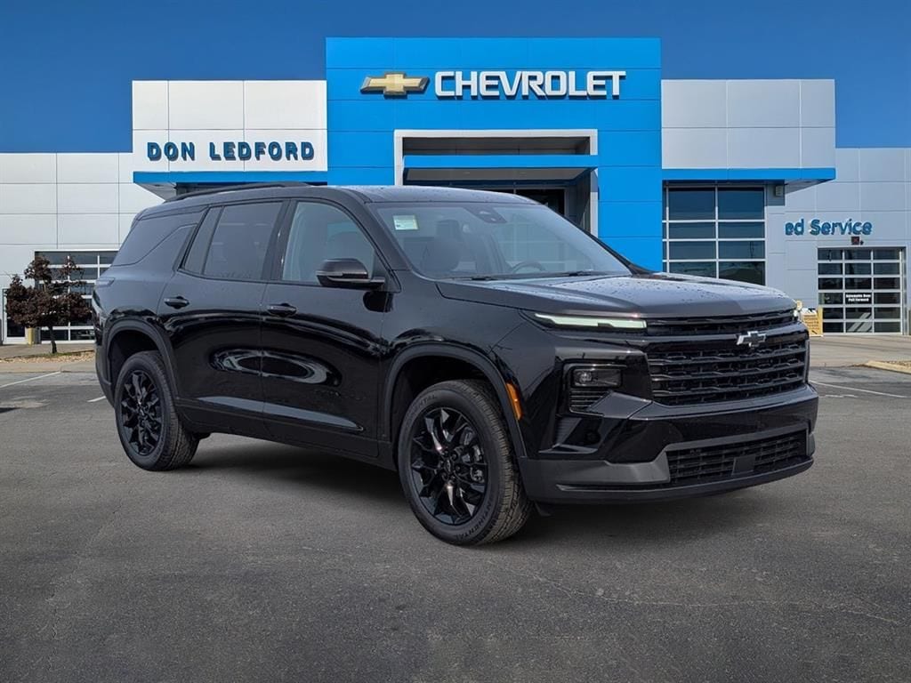 2026 Chevrolet Traverse LT's photo