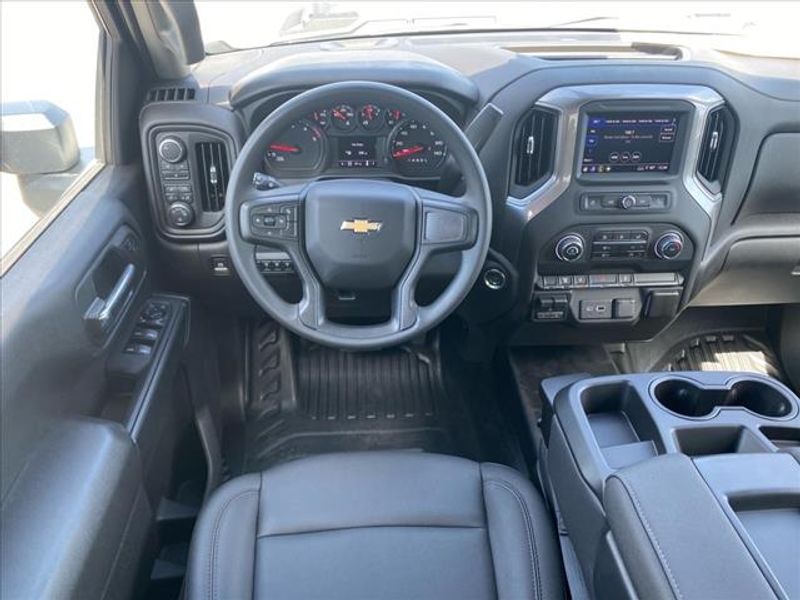 2024 Chevrolet Silverado 3500HD Work Truck photo 4