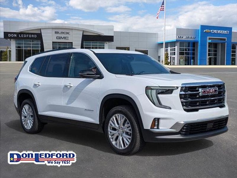 2026 GMC Acadia Elevation's photo