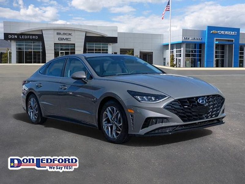 2023 Hyundai Sonata SEL's photo