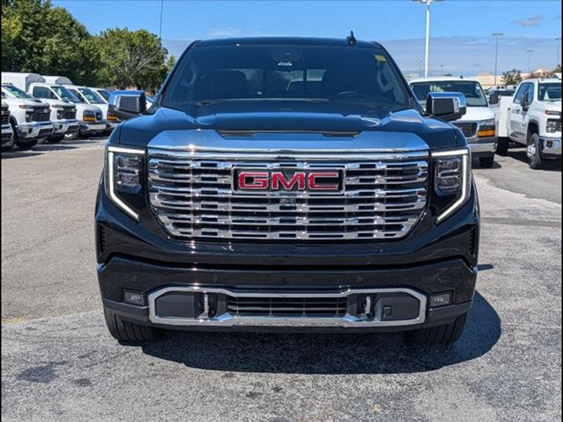 2025 Gmc Sierra 1500 Denali photo 3