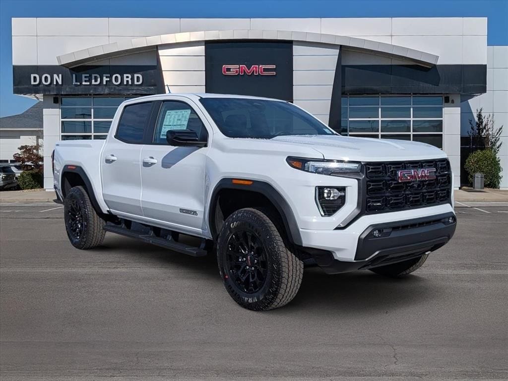 2026 GMC Canyon Elevation's photo