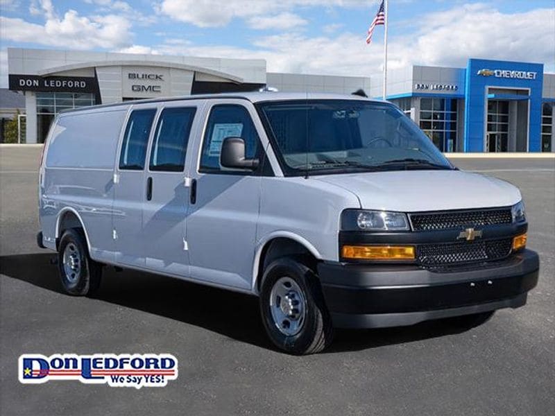 2025 Chevrolet Express Cargo Work Van's photo