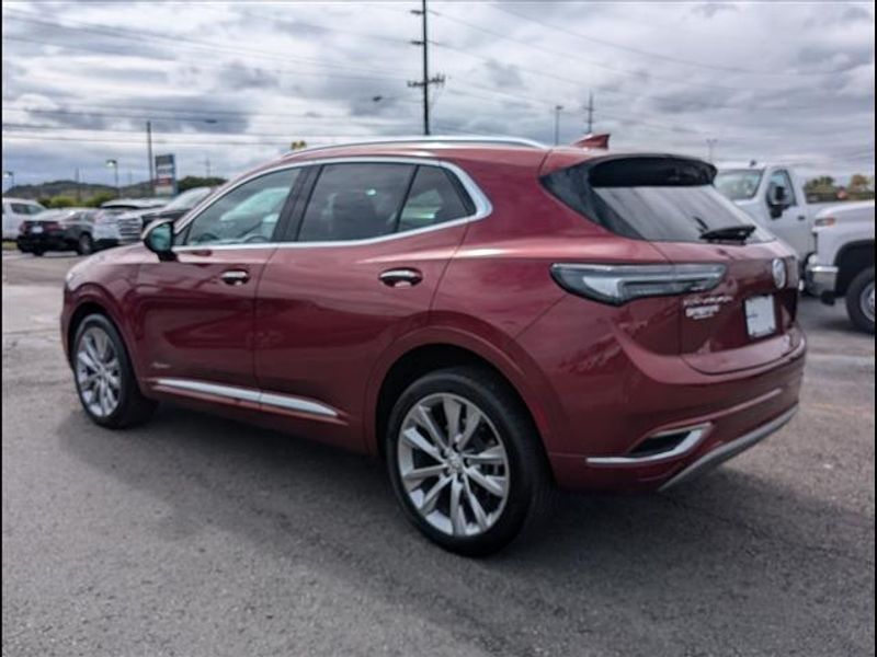 2023 Buick Envision Avenir photo 2