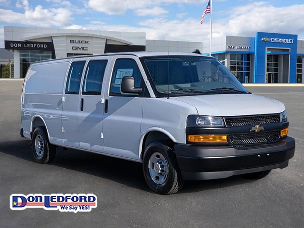 2025 Chevrolet Express Cargo Work Van's photo