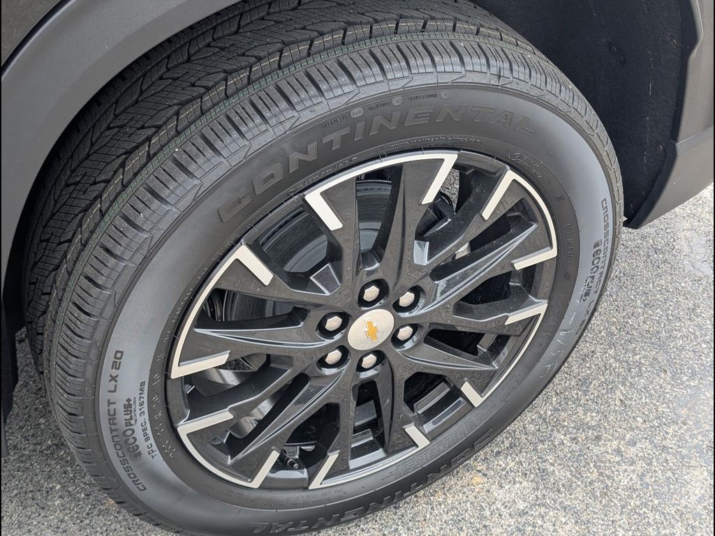 2026 Chevrolet Traverse LT - Photo 16