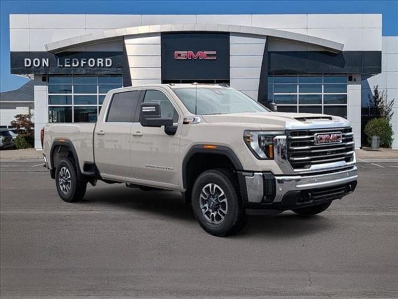 2026 GMC Sierra 2500HD SLE's photo