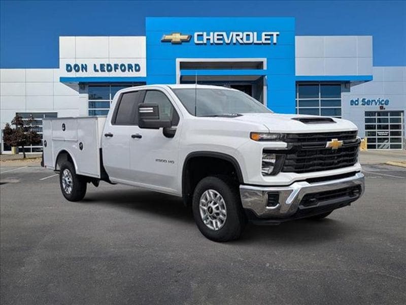 2025 Chevrolet Silverado 2500HD Work Truck's photo