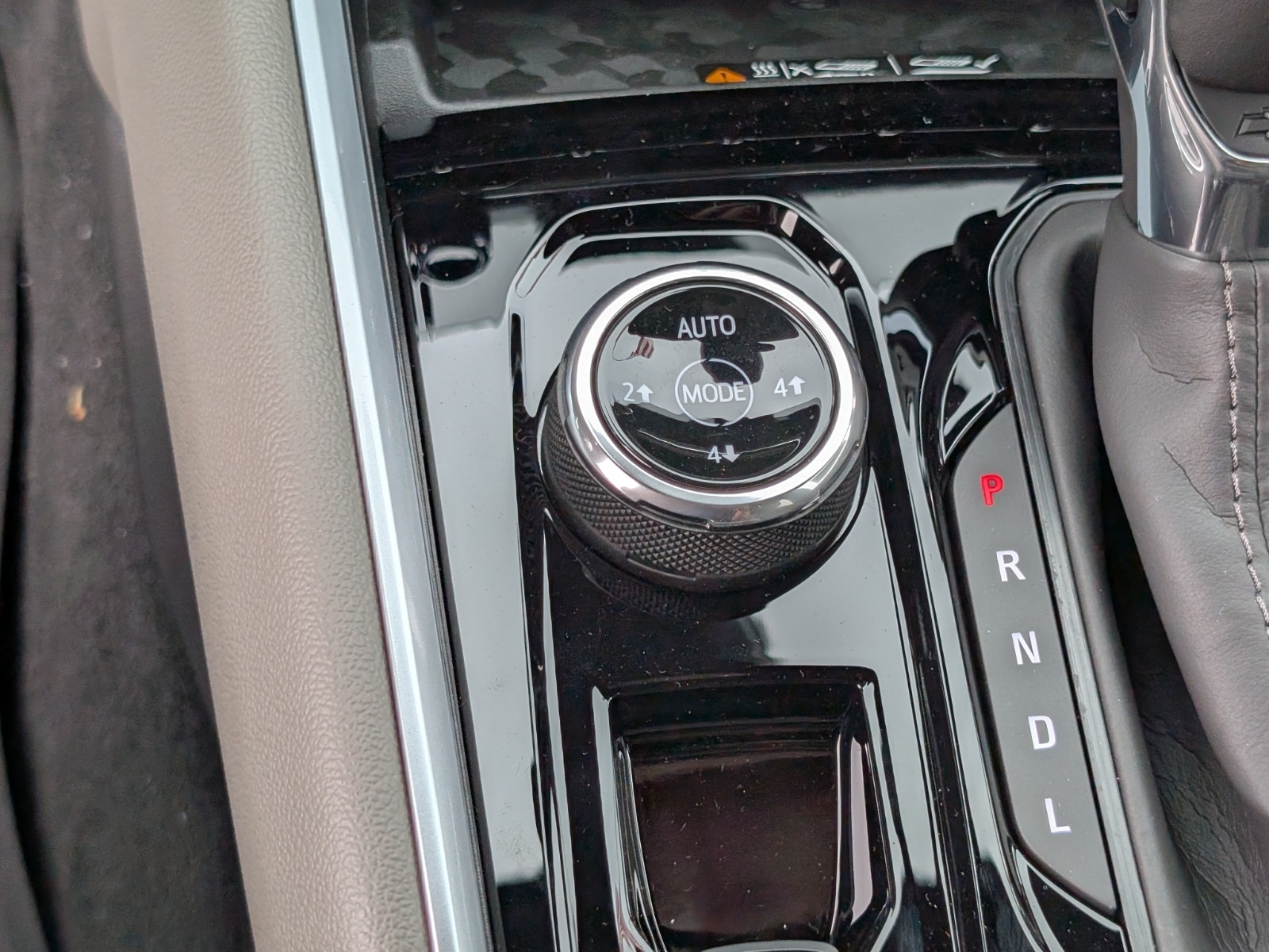 2026 Chevrolet Colorado ZR2 - Photo 10