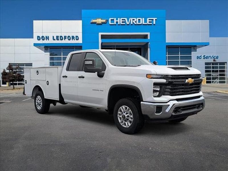 2025 Chevrolet Silverado 2500HD Work Truck's photo