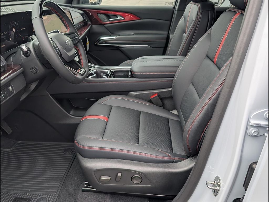 2026 Chevrolet Traverse RS - Photo 11
