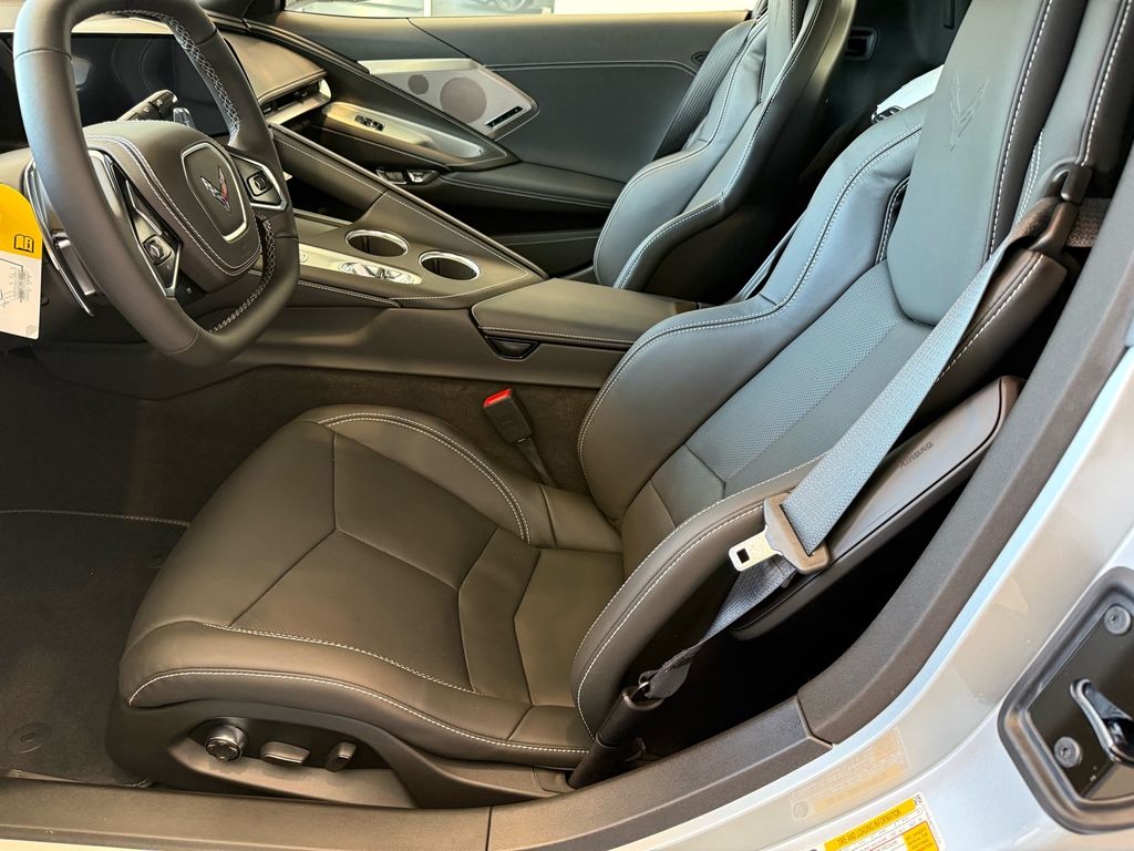 2026 Chevrolet Corvette 2LT - Photo 13
