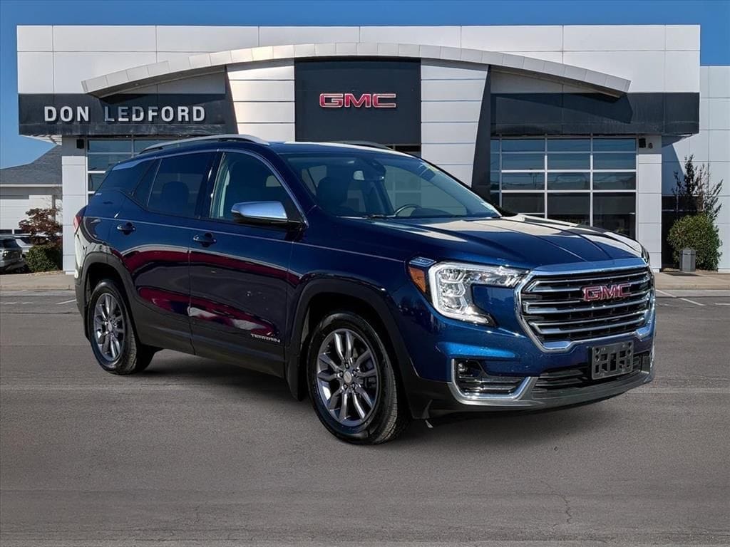 2022 GMC Terrain SLT's photo