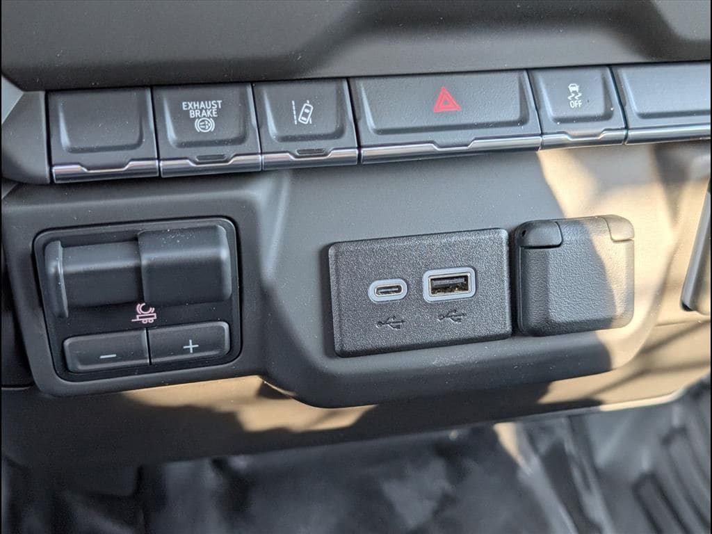 2025 Chevrolet Silverado 3500 HD Work Truck - Photo 11