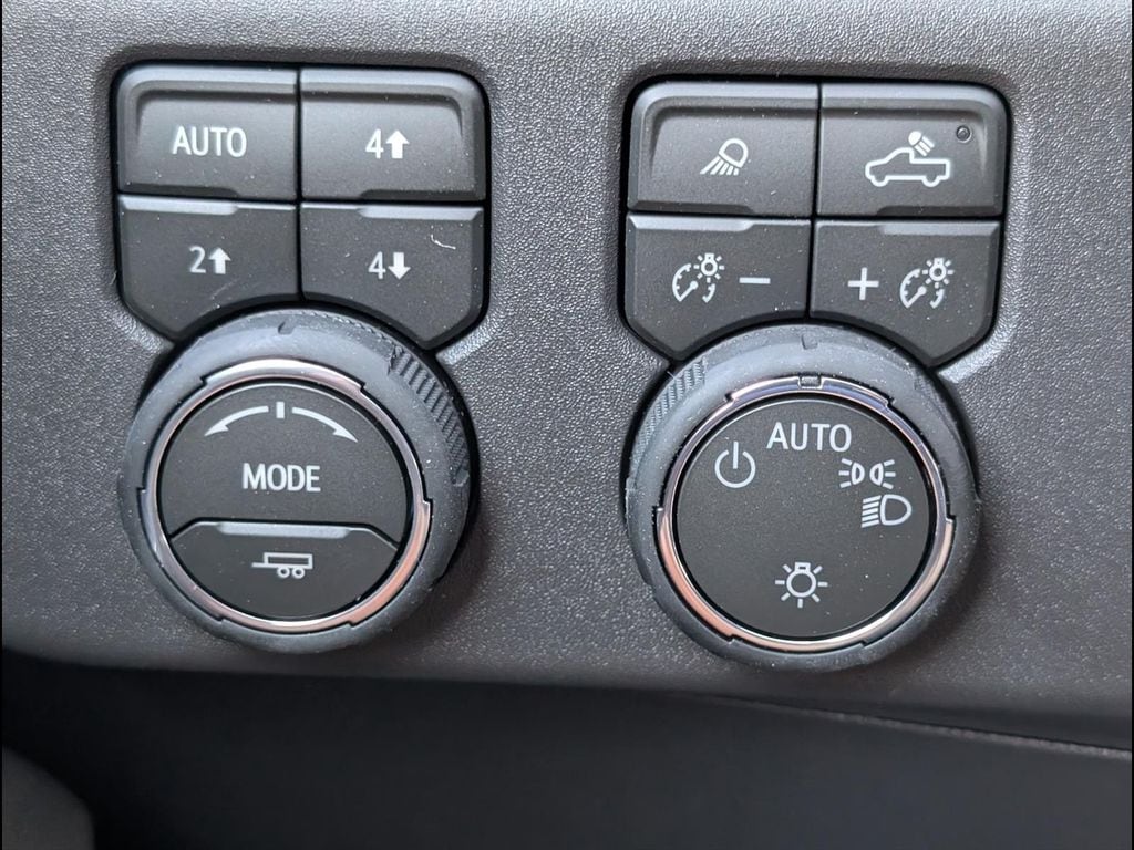 2026 Chevrolet Silverado 1500 LT - Photo 8