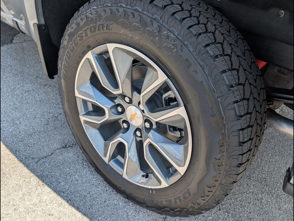 2026 Chevrolet Silverado 1500 LT - Photo 15