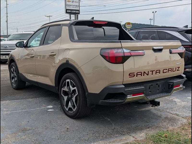 2023 Hyundai Santa Cruz Limited photo 2