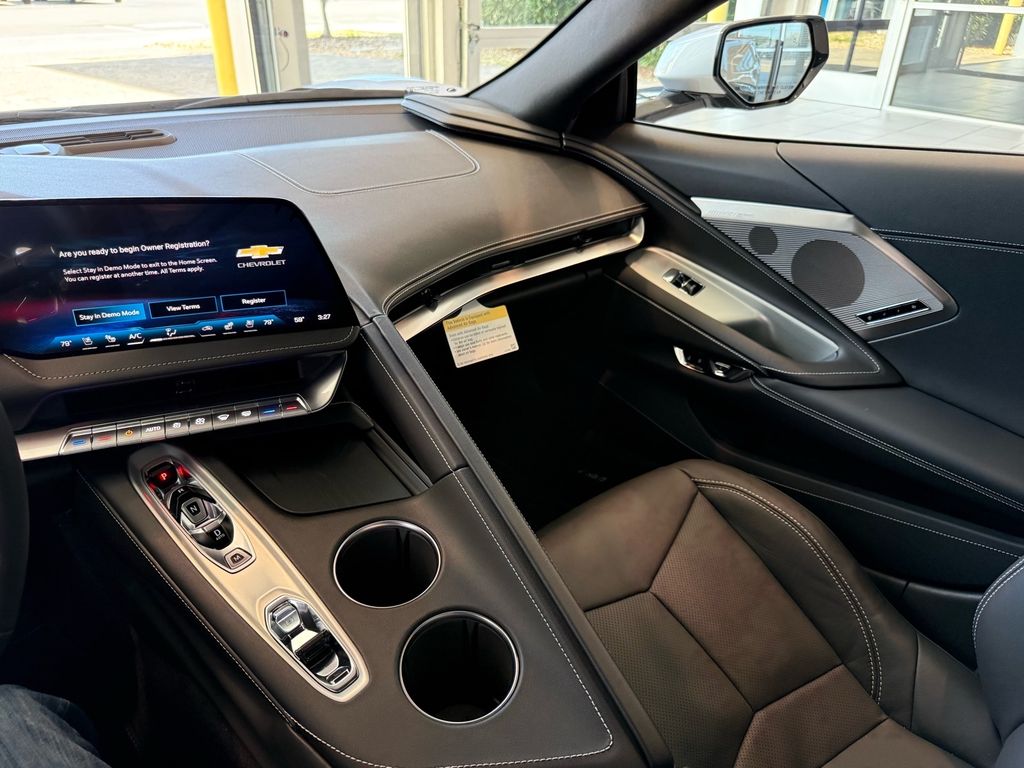 2026 Chevrolet Corvette 2LT - Photo 14
