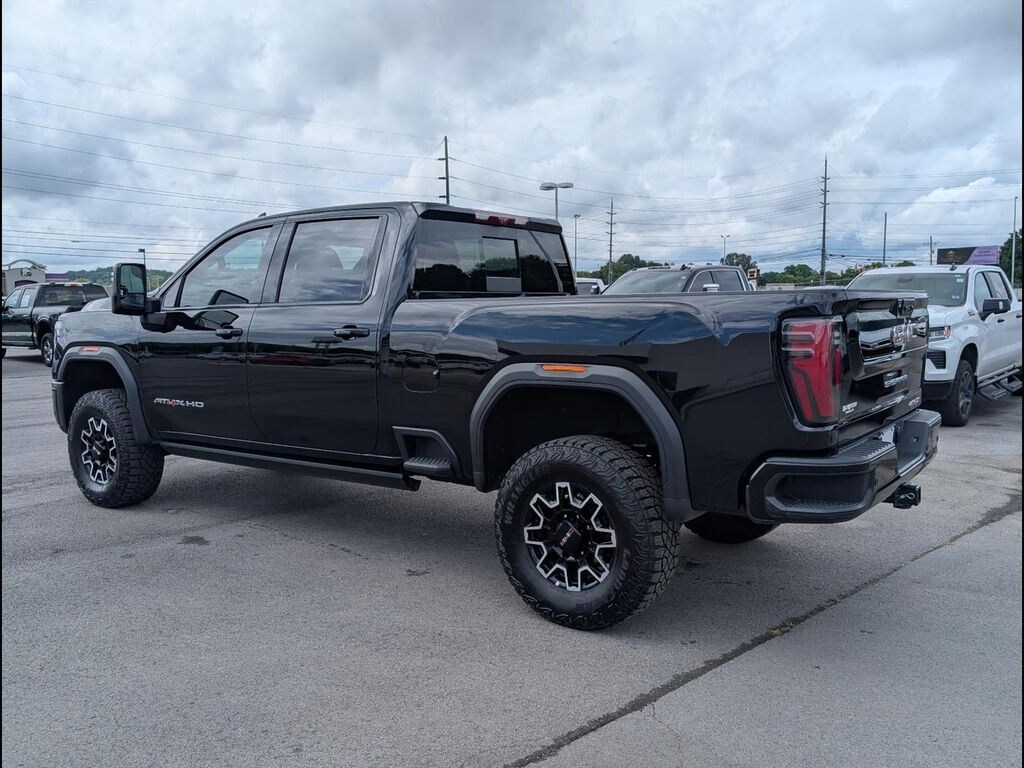 Used 2025 GMC Sierra 2500 HD AT4X Crew Cab