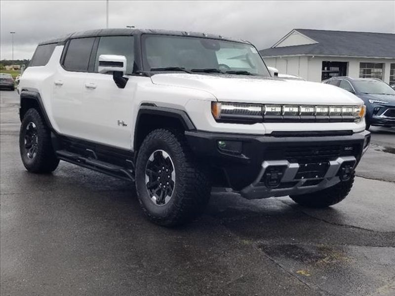 2025 Gmc Hummer EV photo 2