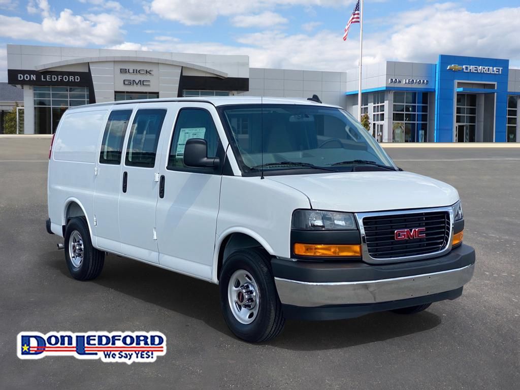 2025 GMC Savana Cargo Work Van's photo