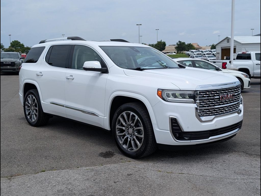 2022 GMC Acadia Denali AWD's photo