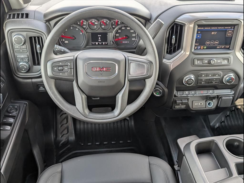 2026 GMC Sierra 3500 Chassis Cab Pro - Photo 6