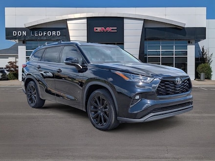 2022 Toyota Highlander XLE Utility